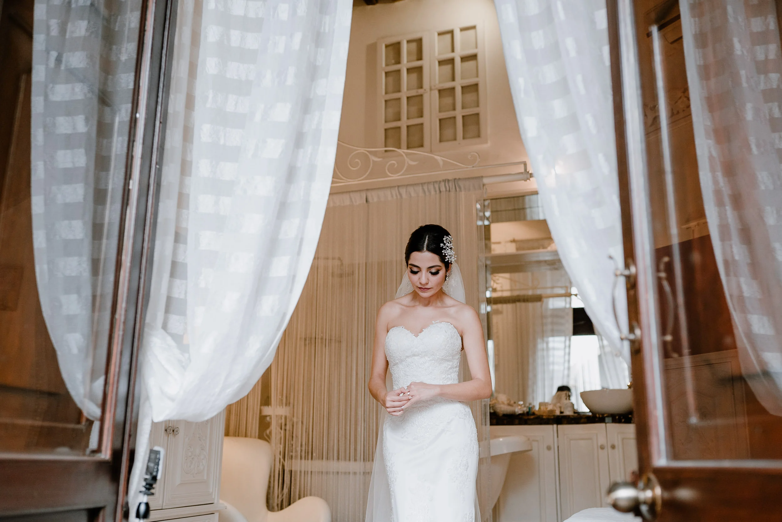 Maquillaje y peinado de novia